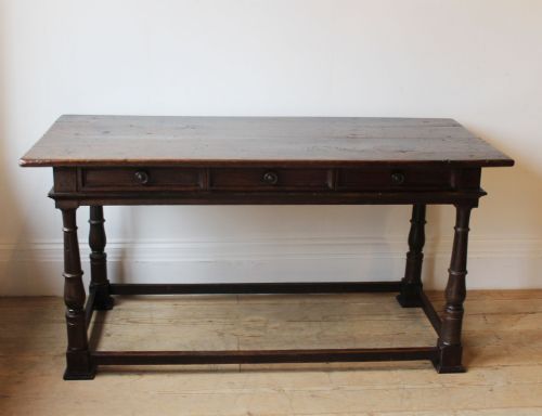 18TH CENTURY TABLE - ADDITIONAL PHOTO 1