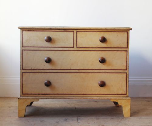 19th century chest of drawers - CATEGORY: ANTIQUE CHEST OF DRAWERS - DATED 19TH CENTURY