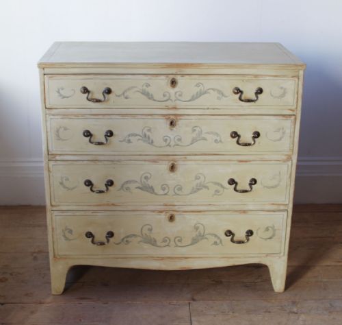 19TH CENTURY CHEST OF DRAWERS - ADDITIONAL PHOTO 2