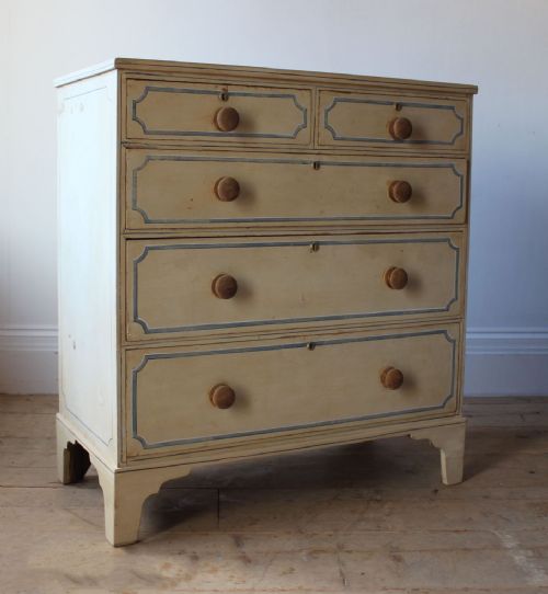 19TH CENTURY CHEST OF DRAWERS - ADDITIONAL PHOTO 3