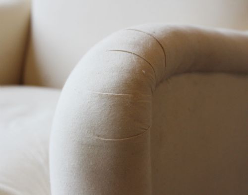 20TH CENTURY HOWARD STYLE ARMCHAIR - ADDITIONAL PHOTO 1
