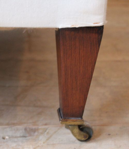 20TH CENTURY HOWARD STYLE ARMCHAIR - ADDITIONAL PHOTO 4