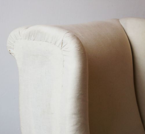 PAIR OF WINGBACK ARMCHAIRS - ADDITIONAL PHOTO 3