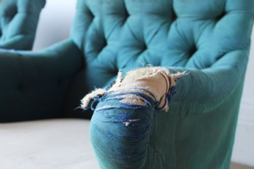 PAIR OF HOWARD AND SONS ARMCHAIRS - ADDITIONAL PHOTO 2