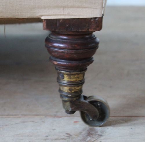 PAIR OF HOWARD AND SONS ARMCHAIRS - ADDITIONAL PHOTO 4