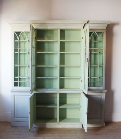 GEORGE III BREAKFRONT BOOKCASE - ADDITIONAL PHOTO 1