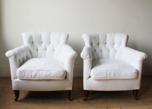 PAIR OF HOWARD AND SON WOODSTOCK ARMCHAIRS - ADDITIONAL PHOTO 1