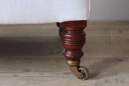 PAIR OF HOWARD AND SON WOODSTOCK ARMCHAIRS - ADDITIONAL PHOTO 4