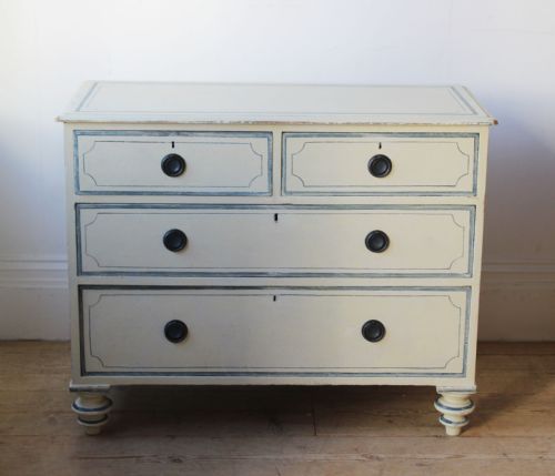 19TH CENTURY CHEST OF DRAWERS - ADDITIONAL PHOTO 2