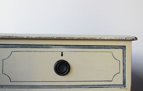 19TH CENTURY CHEST OF DRAWERS - ADDITIONAL PHOTO 4