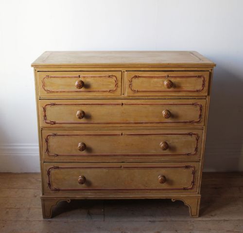 19th century chest of drawers - CATEGORY: ANTIQUE CHEST OF DRAWERS - DATED 19TH CENTURY