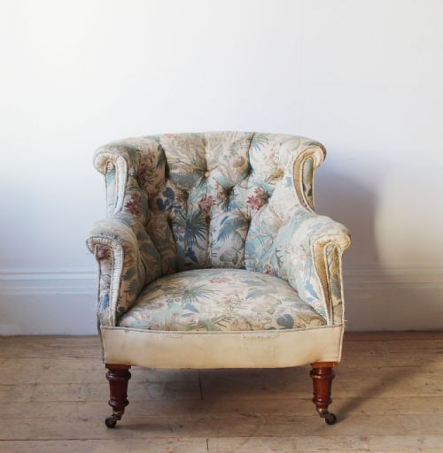 19th century howard style woodstock armchair - CATEGORY: ANTIQUE CHAIRS - DATED 19TH CENTURY