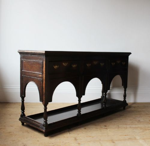18TH CENTURY DRESSER - ADDITIONAL PHOTO 4