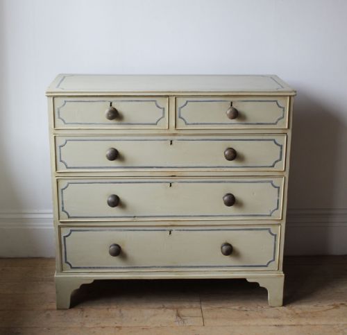 19TH CENTURY CHEST OF DRAWERS - ADDITIONAL PHOTO 1