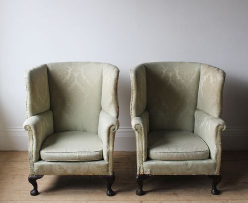 PAIR OF 19TH CENTURY ARMCHAIRS - ADDITIONAL PHOTO 1
