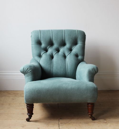 19th century button back armchair - CATEGORY: ANTIQUE CHAIRS - DATED 19TH CENTURY