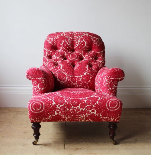 19th century button back armchair - CATEGORY: ANTIQUE CHAIRS - DATED 19TH CENTURY