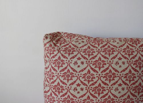 PAIR OF HOWARD AND SONS SLIPPER CHAIRS - ADDITIONAL PHOTO 4