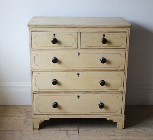 19TH CENTURY CHEST OF DRAWERS - ADDITIONAL PHOTO 1
