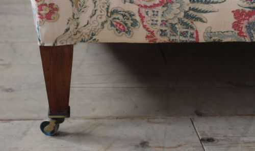 HOWARD STYLE IVOR ARMCHAIR - ADDITIONAL PHOTO 4