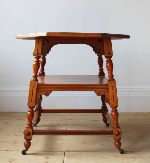 arts and crafts table - CATEGORY: ANTIQUE TABLES - DATED 19TH CENTURY