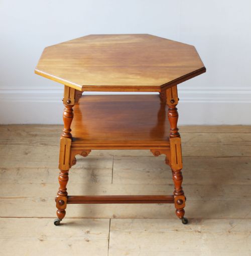 ARTS AND CRAFTS TABLE - ADDITIONAL PHOTO 1