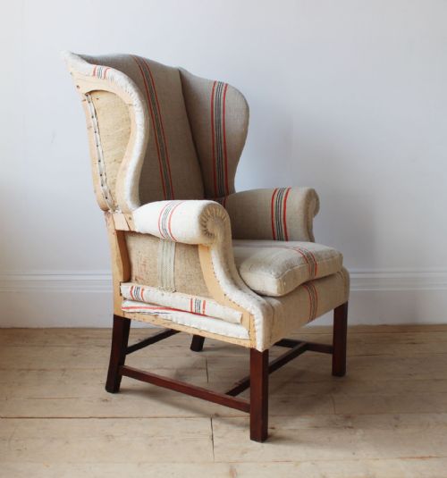 PAIR OF 20TH CENTURY WING CHAIRS - ADDITIONAL PHOTO 4