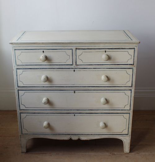 19TH CENTURY CHEST OF DRAWERS - ADDITIONAL PHOTO 1