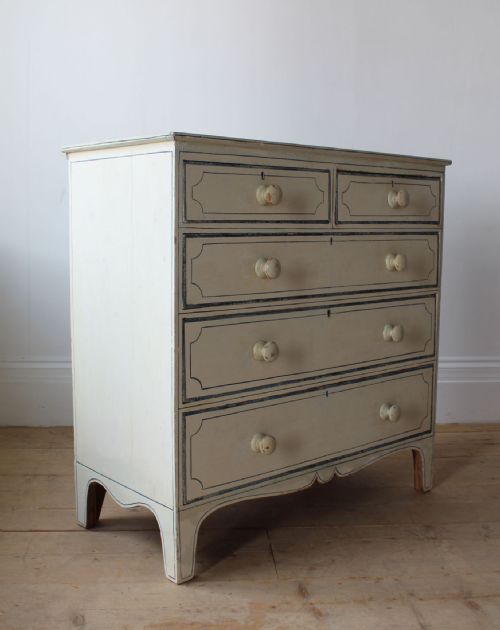 19TH CENTURY CHEST OF DRAWERS - ADDITIONAL PHOTO 2