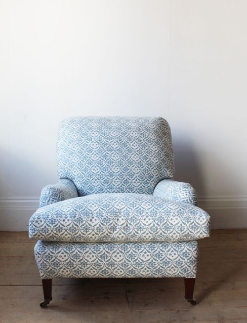 howard and sons armchair - CATEGORY: ANTIQUE CHAIRS - DATED 19TH CENTURY