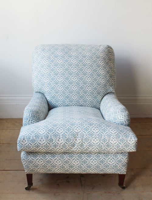 HOWARD AND SONS ARMCHAIR - ADDITIONAL PHOTO 1