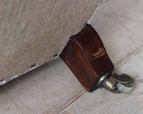 HOWARD AND SONS ARMCHAIR - ADDITIONAL PHOTO 4