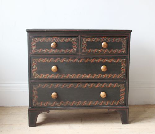 19th century chest of drawers - CATEGORY: ANTIQUE CHEST OF DRAWERS - DATED 19TH CENTURY