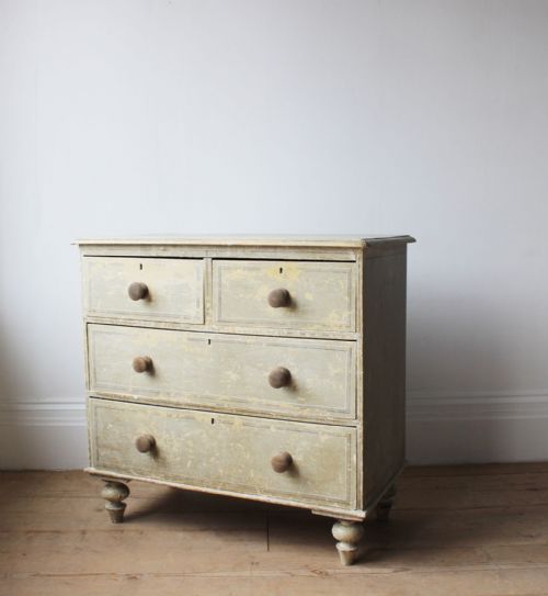 19TH CENTURY PINE CHEST - ADDITIONAL PHOTO 2