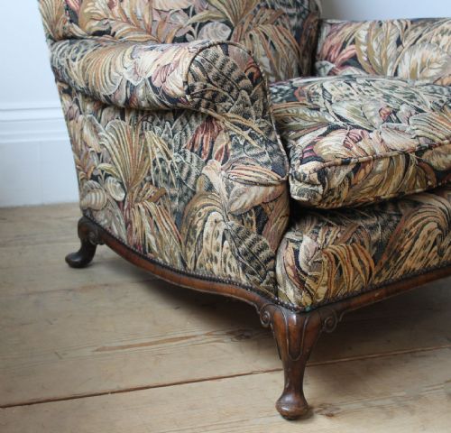 LARGE PAIR OF HOWARD STYLE ARMCHAIRS - ADDITIONAL PHOTO 4