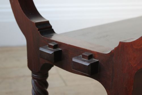 ARTS AND CRAFTS TABLE - ADDITIONAL PHOTO 2