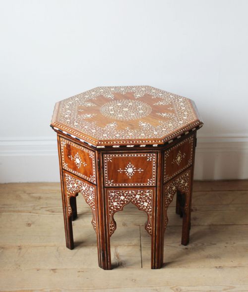 19TH CENTURY HOSHIARPUR TABLE - ADDITIONAL PHOTO 1
