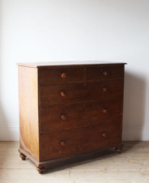 LARGE 19TH CENTURY PINE CHEST - ADDITIONAL PHOTO 2