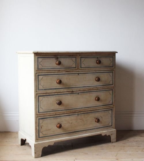 19TH CENTURY CHEST OF DRAWERS - ADDITIONAL PHOTO 1