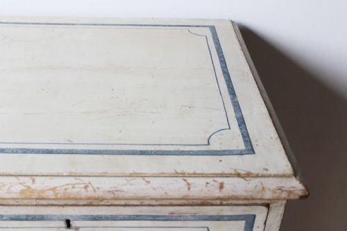 19TH CENTURY CHEST OF DRAWERS - ADDITIONAL PHOTO 2