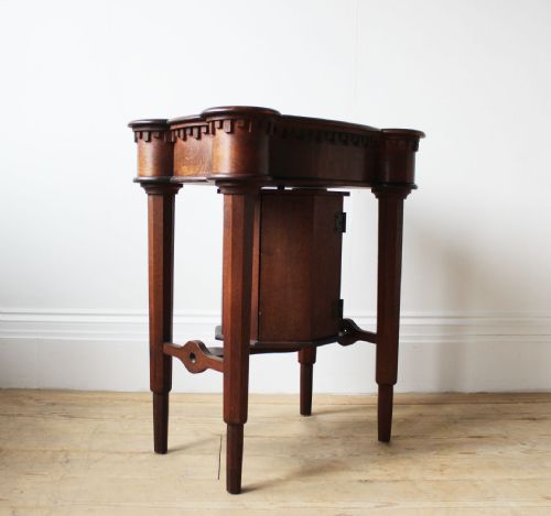 ARTS AND CRAFTS OAK TABLE - ADDITIONAL PHOTO 4