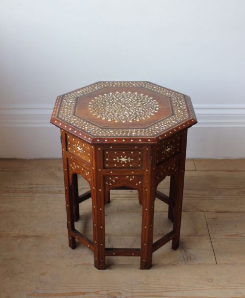 19TH CENTURY HOSHIARPUR TABLE - ADDITIONAL PHOTO 1