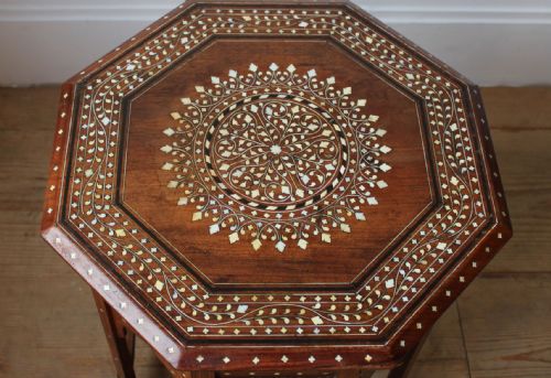 19TH CENTURY HOSHIARPUR TABLE - ADDITIONAL PHOTO 2