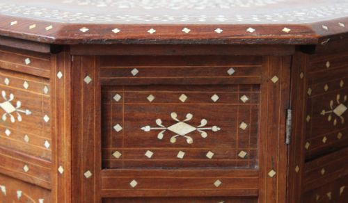 19TH CENTURY HOSHIARPUR TABLE - ADDITIONAL PHOTO 4