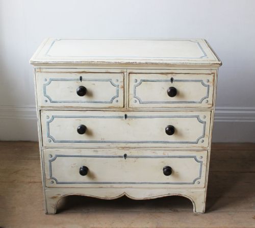 19TH CENTURY CHEST OF DRAWERS - ADDITIONAL PHOTO 1