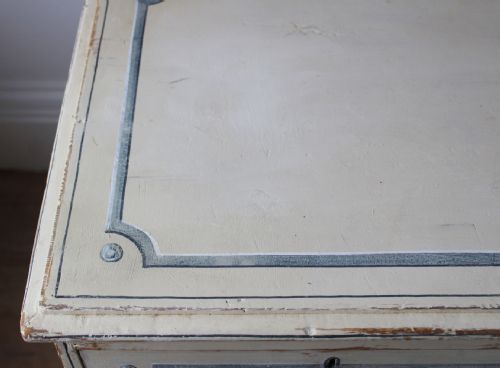 19TH CENTURY CHEST OF DRAWERS - ADDITIONAL PHOTO 4