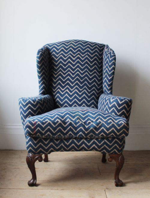 20th century wing chair - CATEGORY: ANTIQUE CHAIRS - DATED 1900