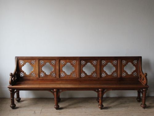 gothic hall bench - CATEGORY: ANTIQUE FURNITURE - DATED 19TH CENTURY