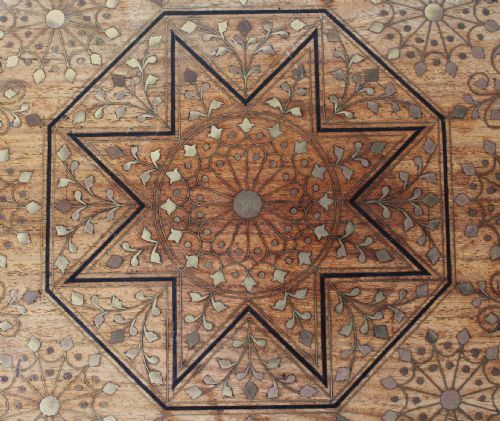 19TH CENTURY HOSHIARPUR TABLE - ADDITIONAL PHOTO 4