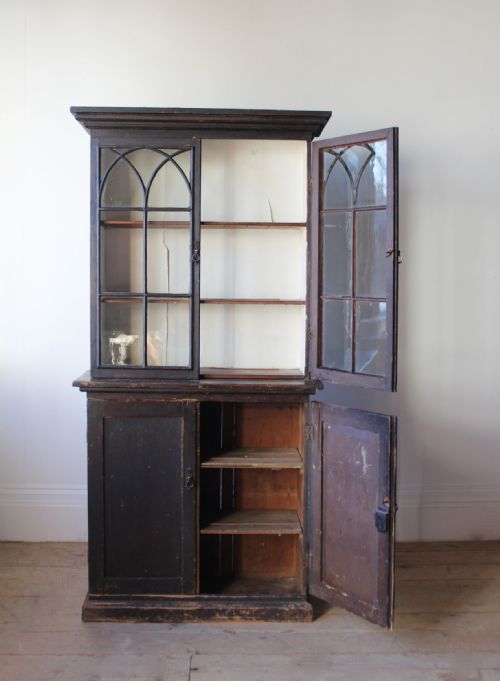 19TH CENTURY GOTHIC DISPLAY CABINET - ADDITIONAL PHOTO 2